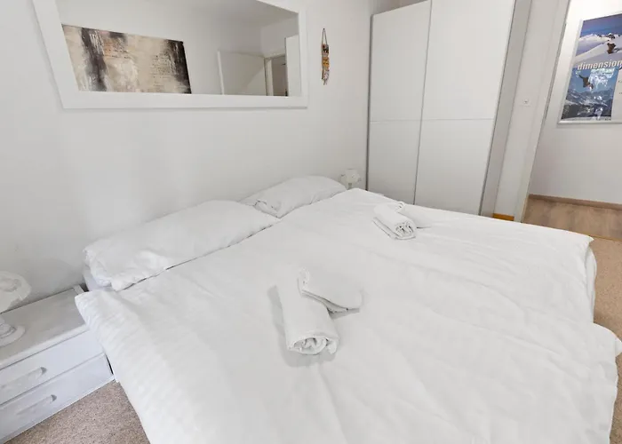 Paisible Au Pied Des Pistes De