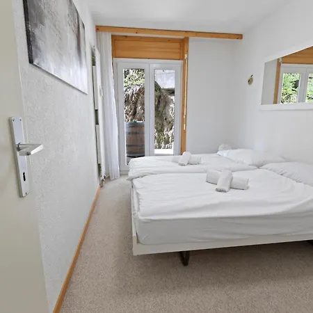 Paisible Au Pied Des Pistes De